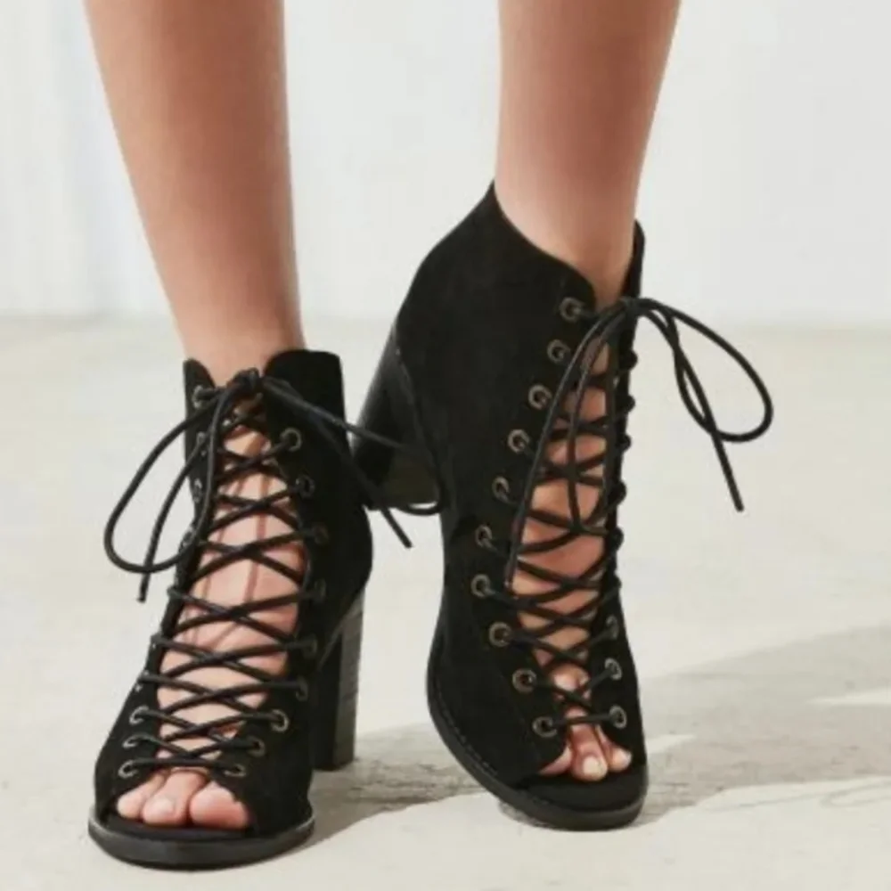 Jeffrey Campbell good jeffrey